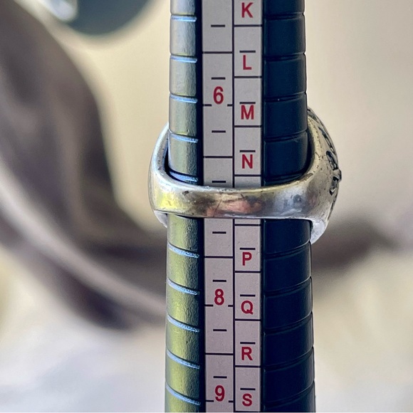 FOSSIL Crystal Dome Ring Silver Tone Size 7 - Picture 3 of 12